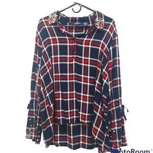 Life style women’s plaid shirt bell sleeves with pearl accents size Peti…​